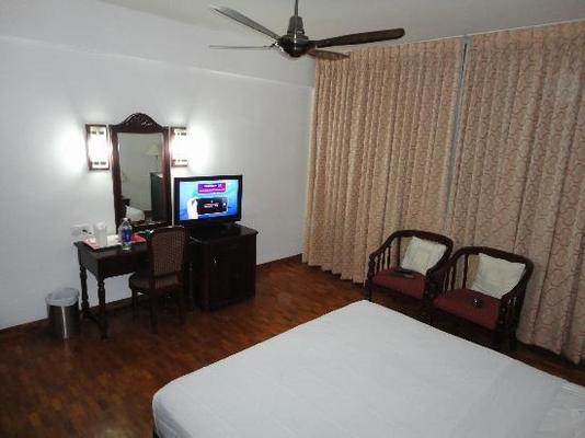 C7 Hotel